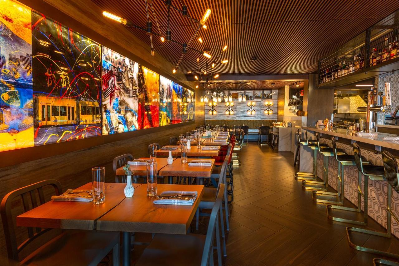 Silver Cloud - 3* Portland